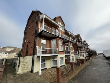 image of Flat 3 Osbourn House, 8 Granville Road, Suffolk