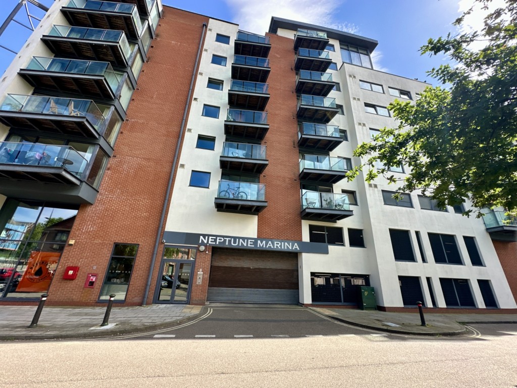 Images for Neptune Marina, Coprolite Street, Ipswich Waterfront