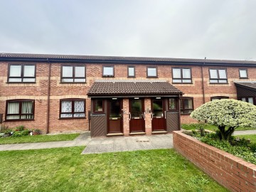 image of 27 St Johns Court, Sunfield Close