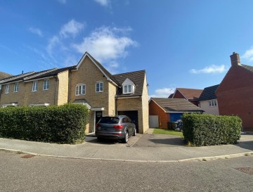 image of 2, Fieldfare Close